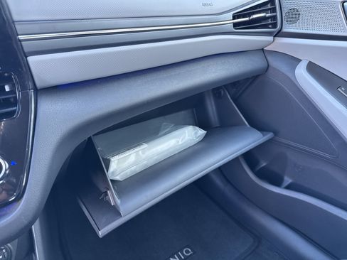 Used 2020 Hyundai Ioniq Limited image 36