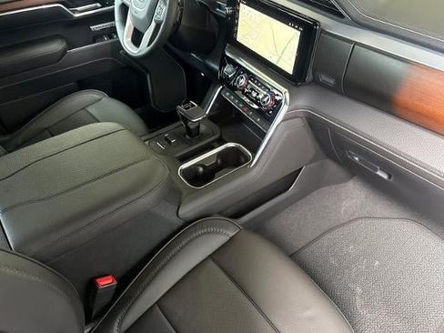 New 2026 GMC Sierra 1500 Denali w/ Denali Reserve Package AWD/4WD image 16