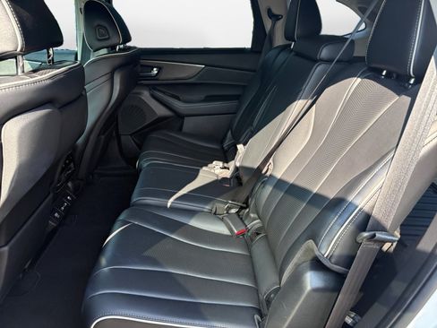 Certified 2022 Acura MDX SH-AWD w/ Advance Package image 10