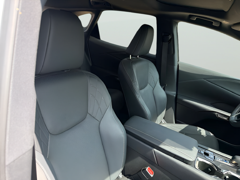 Used 2025 Lexus RX 350 Premium w/ Convenience Package FWD image 40