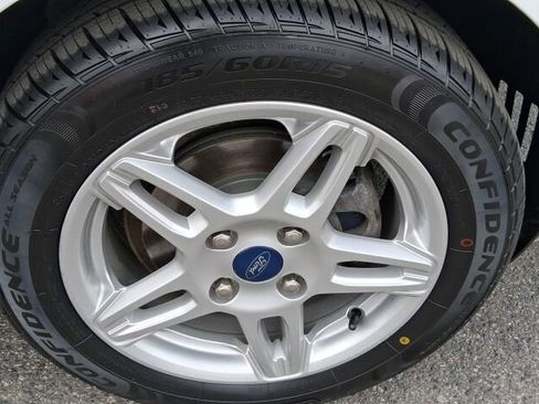 Used 2018 Ford Fiesta SE w/ Cold Weather Package image 8