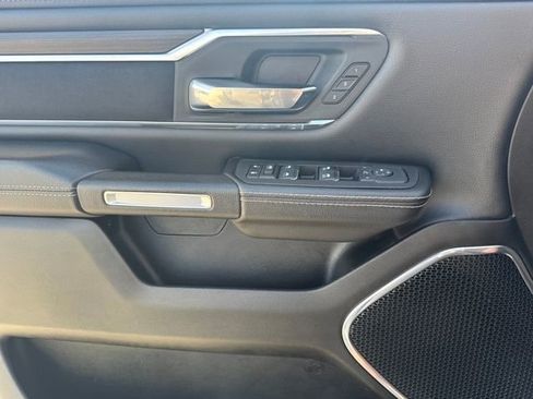 Used 2025 RAM 1500 Laramie image 20