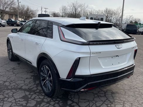 Used 2024 Cadillac Lyriq Sport image 2