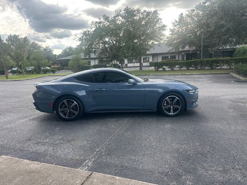 Used 2024 Ford Mustang Premium image 7