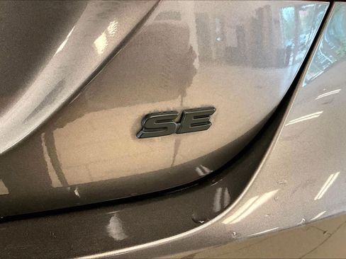 Used 2023 Toyota Camry SE FWD image 28