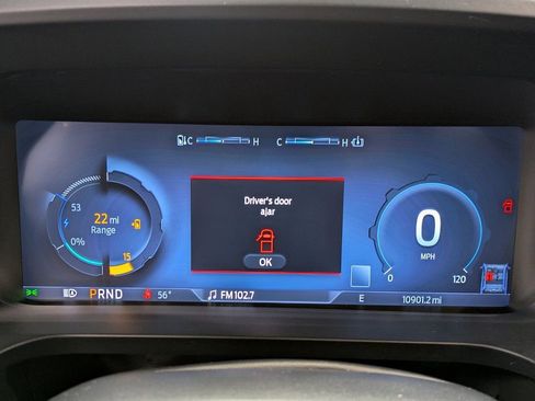 Used 2025 Ford F150 Lightning Flash image 15