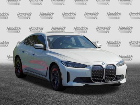 Used 2023 BMW i4 eDrive40 RWD image 2