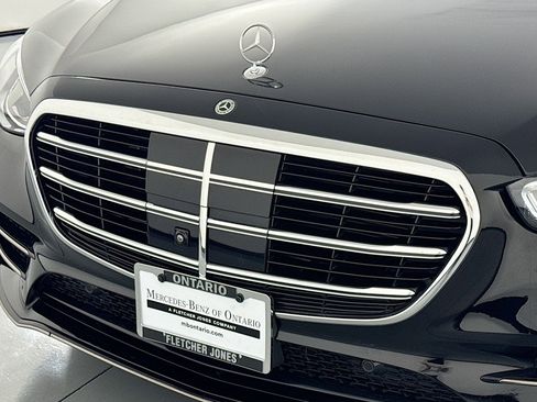 Certified 2023 Mercedes-Benz S 500 4MATIC image 13