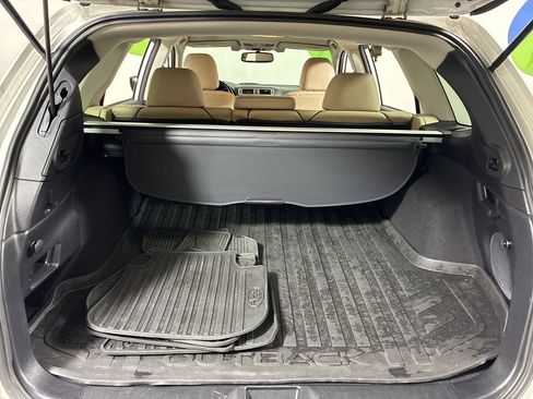 Used 2016 Subaru Outback 3.6R Limited image 28