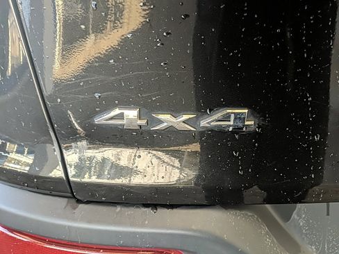 Used 2016 Jeep Cherokee Limited image 7