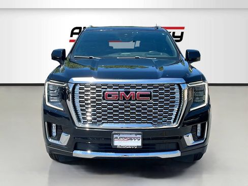 Used 2023 GMC Yukon XL Denali w/ Denali Reserve Package AWD/4WD image 2