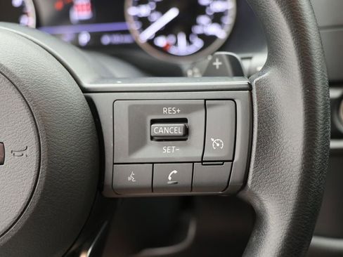 Used 2024 Nissan Pathfinder S image 20