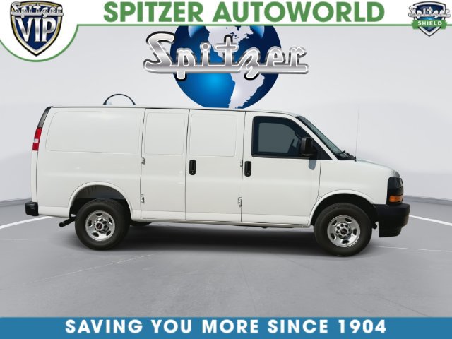 Used 2025 GMC Savana 2500 w/ Driver Convenience Package RWD image 17