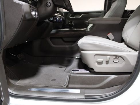 New 2026 GMC Sierra 1500 SLT w/ SLT Premium Plus Package image 21