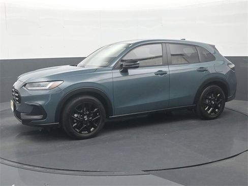 Used 2023 Honda HR-V Sport image 4