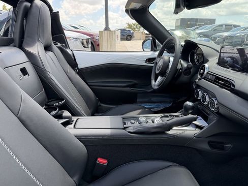 New 2026 MAZDA MX-5 Miata RF Grand Touring RWD image 11