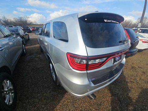 Used 2025 Dodge Durango GT image 4