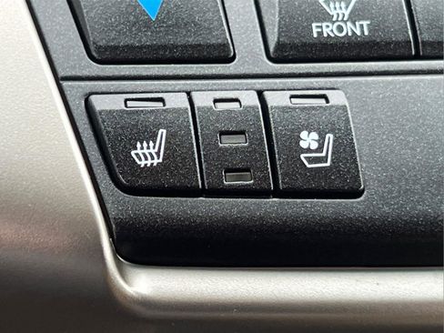 Used 2016 Lexus NX 200t w/ Premium Package image 32