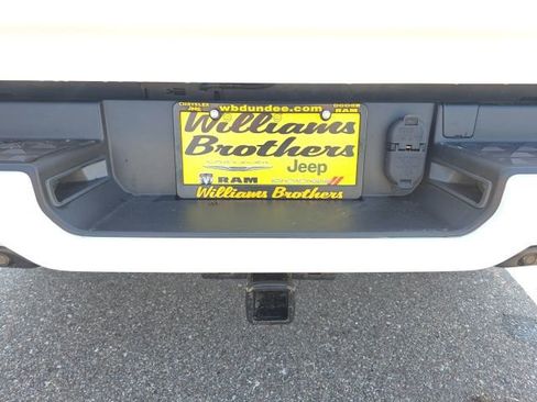 Used 2021 RAM 1500 Big Horn image 10