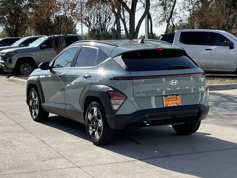 Used 2025 Hyundai Kona SEL image 4