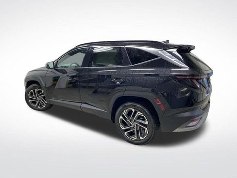 New 2025 Hyundai Tucson Limited image 3