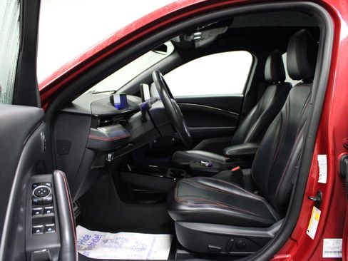 Used 2021 Ford Mustang Mach-E Premium w/ Equipment Group 301A image 12