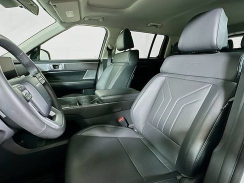 Certified 2025 Hyundai Santa Fe XRT AWD/4WD image 11