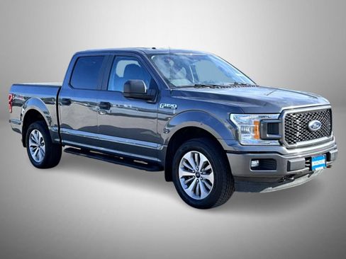 Used 2018 Ford F150 XL w/ Equipment Group 101A Mid AWD/4WD image 3