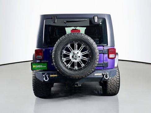 Used 2017 Jeep Wrangler Unlimited Sport w/ Connectivity Group AWD/4WD image 8