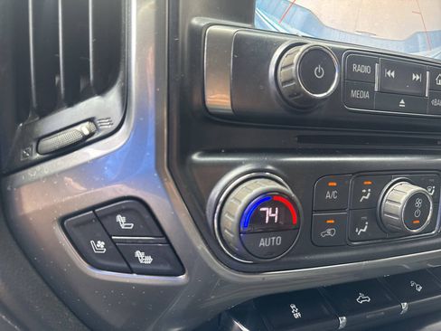 Used 2018 Chevrolet Silverado 1500 LTZ Z71 w/ Redline Edition AWD/4WD image 21