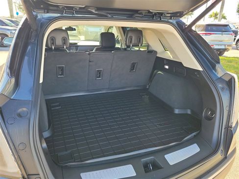 Used 2019 Cadillac XT5 Premium Luxury image 14