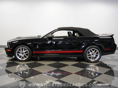 Used 2009 Ford Mustang Shelby GT500 RWD image 2