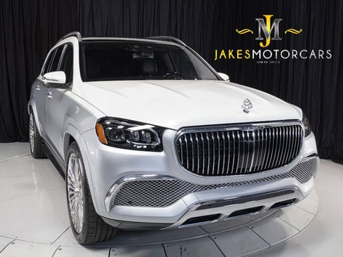 Used 2023 Mercedes-Benz Maybach GLS 600 4MATIC image 22