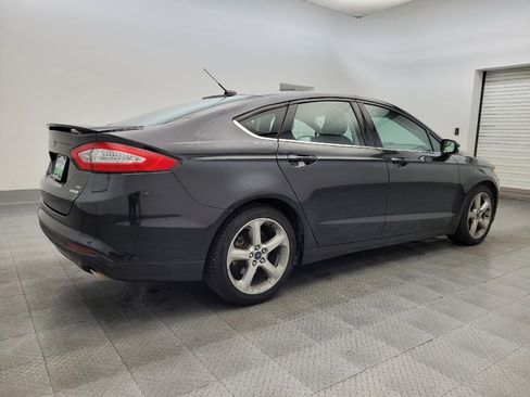 Used 2015 Ford Fusion SE w/ Equipment Group 201A image 10
