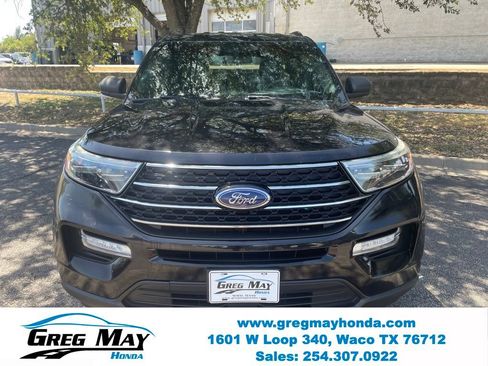 Used 2020 Ford Explorer XLT w/ Equipment Group 202A RWD image 9