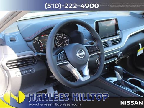New 2025 Nissan Altima 2.5 SR FWD image 11