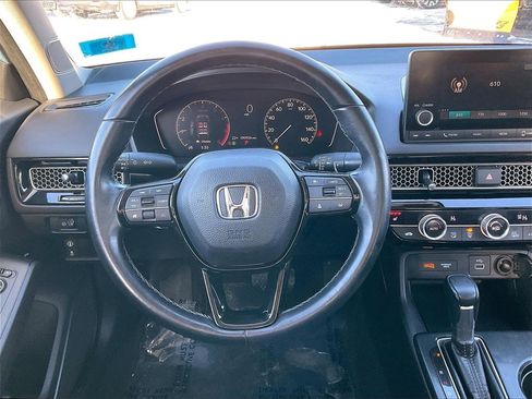Used 2022 Honda Civic EX image 16