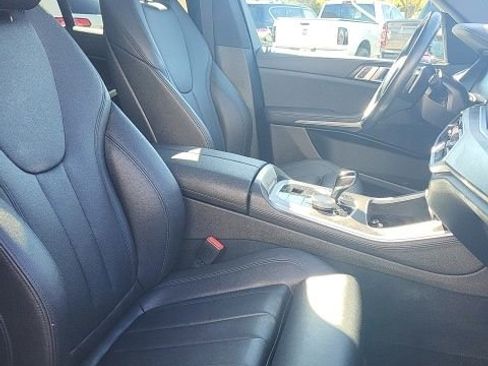 Used 2022 BMW X5 xDrive40i w/ Climate Comfort Package image 21