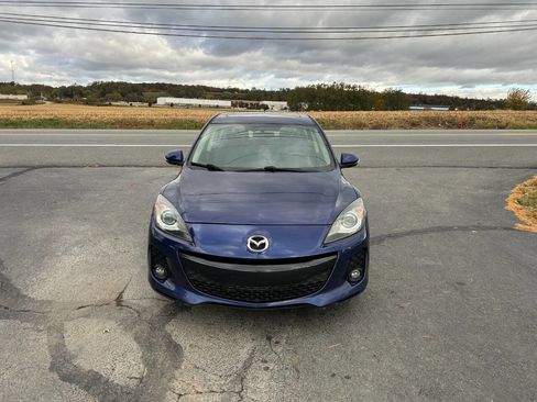 Used 2013 MAZDA MAZDA3 i Grand Touring w/ Tech Pkg image 4
