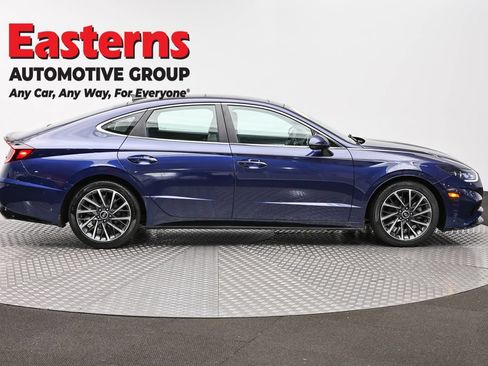 Used 2021 Hyundai Sonata Limited w/ Winter Weather Package FWD image 4