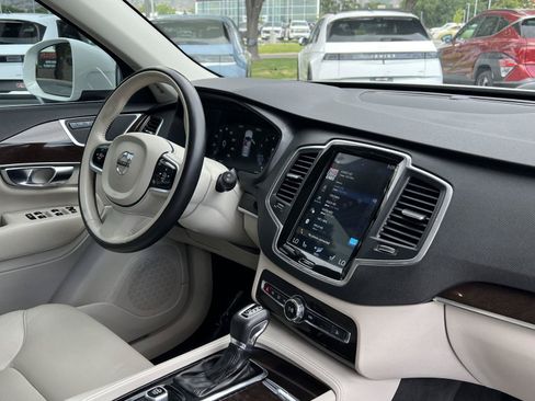 Used 2018 Volvo XC90 T5 Momentum w/ Convenience Package AWD/4WD image 20