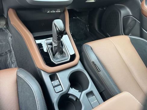 Certified 2025 Subaru Forester Touring AWD/4WD image 21