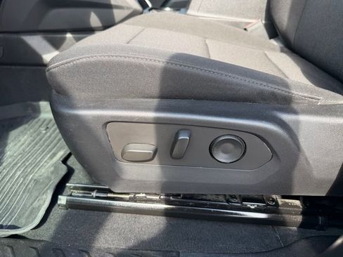 Used 2024 Chevrolet Colorado Trail Boss w/ Advanced Trailering Package image 16