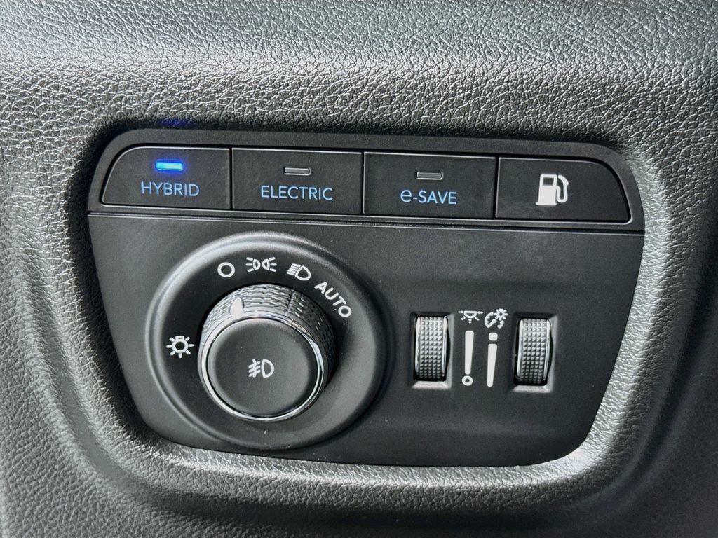 Used 2023 Jeep Grand Cherokee 4WD 4xe image 20