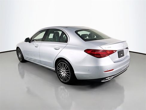 Used 2025 Mercedes-Benz C 300 4MATIC Sedan image 3