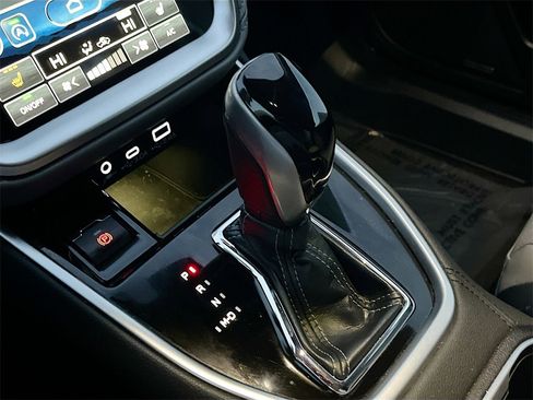 Used 2023 Subaru Outback Limited XT image 17