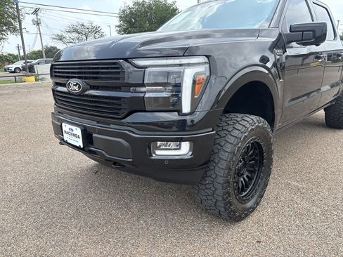 Certified 2024 Ford F150 Platinum w/ FX4 Off-Road Package AWD/4WD image 7