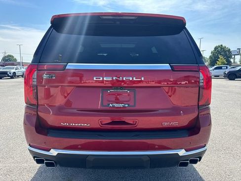 Used 2025 GMC Yukon Denali w/ Denali Reserve Package AWD/4WD image 5
