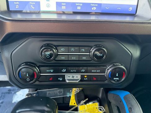 Used 2022 Ford Bronco Outer Banks AWD/4WD image 26