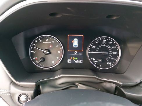 Used 2023 Subaru Outback Limited image 36